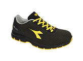 RUN ATOM LOW S3 SRC ESD BLACK /YELLOW CROMS 39
